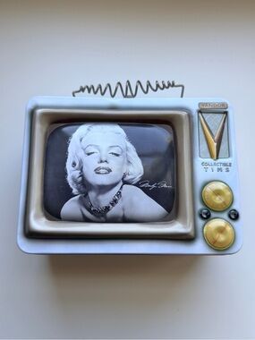 Marilyn Monroe Retro Tin TV Lunch Box - Vandor Collectible